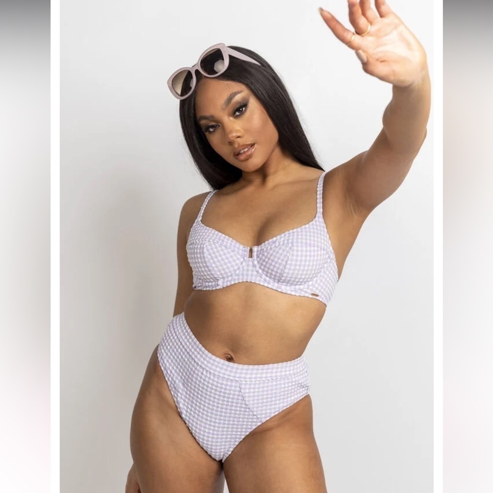 Boux Avenue gingham bikini set 2 pc. TOP 32 I / BOTTOM S